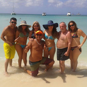 Meet your Posher, Tamaira johana